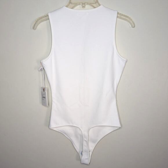 Good American Sculpting Deep V Tank Bodysuit in White, Size Small - Picture 5 of 7